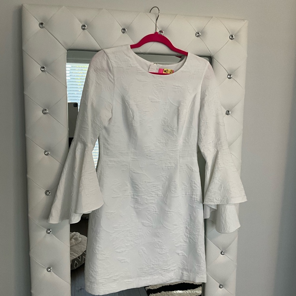 Lilly Pulitzer Elegant White Textured Bell Sleeve Dress